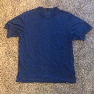 Men’s Patagonia Capilene Cool Daily - size Medium - Blue